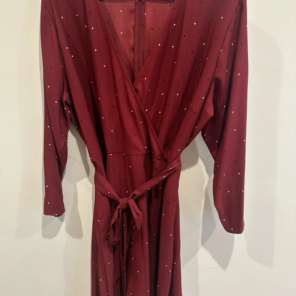 LOFT size 16 polka dot Burgundy Wrap Dress - Picture 5 of 5